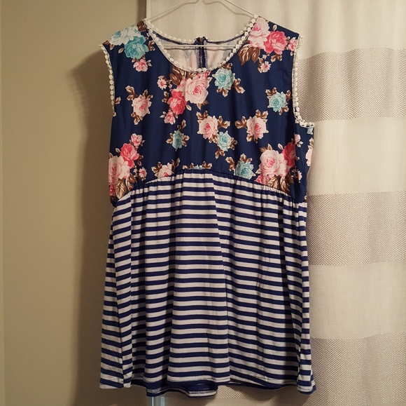 Tunic - Picture 1 of 4